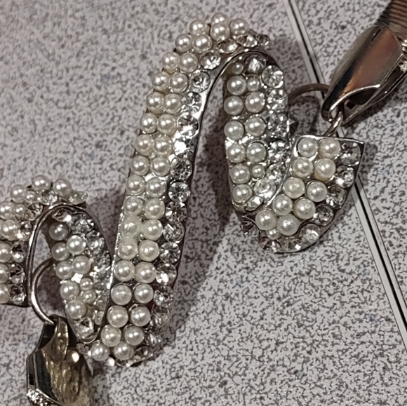 💎Host Pick💎 Gold colored stretchy belt with beaded and rhinestone buckle - Picture 5 of 10